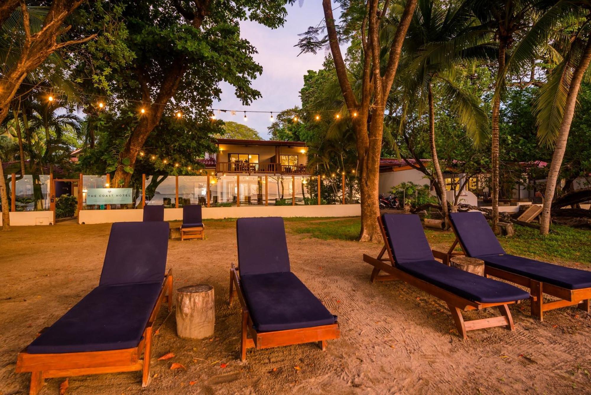 The Coast Beachfront Hotel Tamarindo Exterior photo