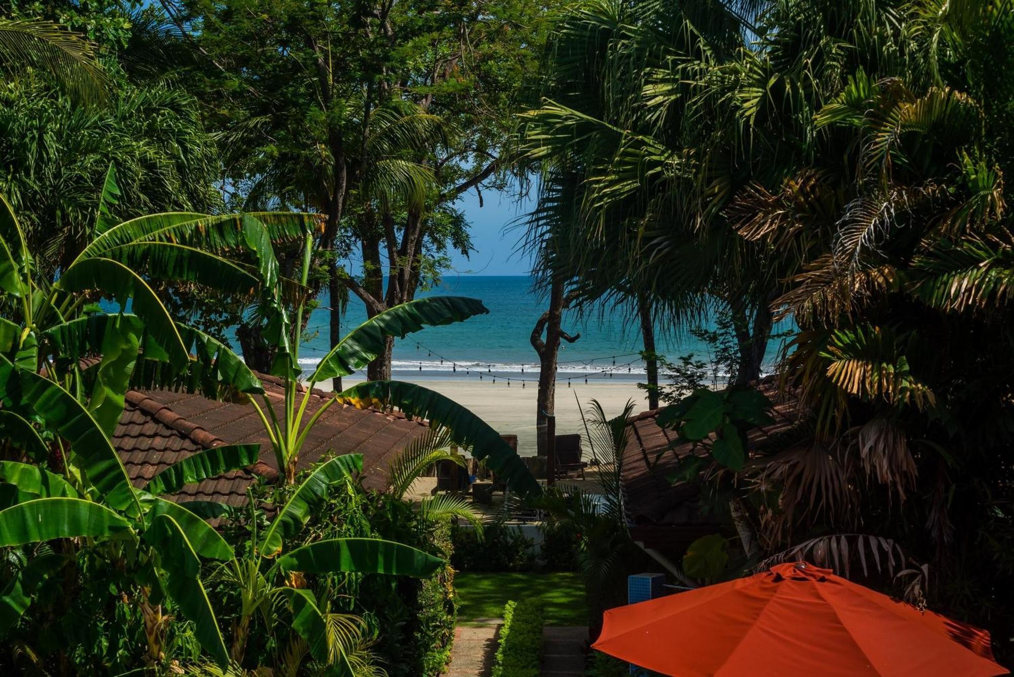 The Coast Beachfront Hotel Tamarindo Exterior photo
